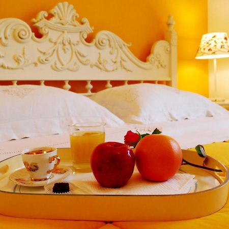 Le Stanze Dei Nonni Bed & Breakfast อาเวลลีโน ห้อง รูปภาพ