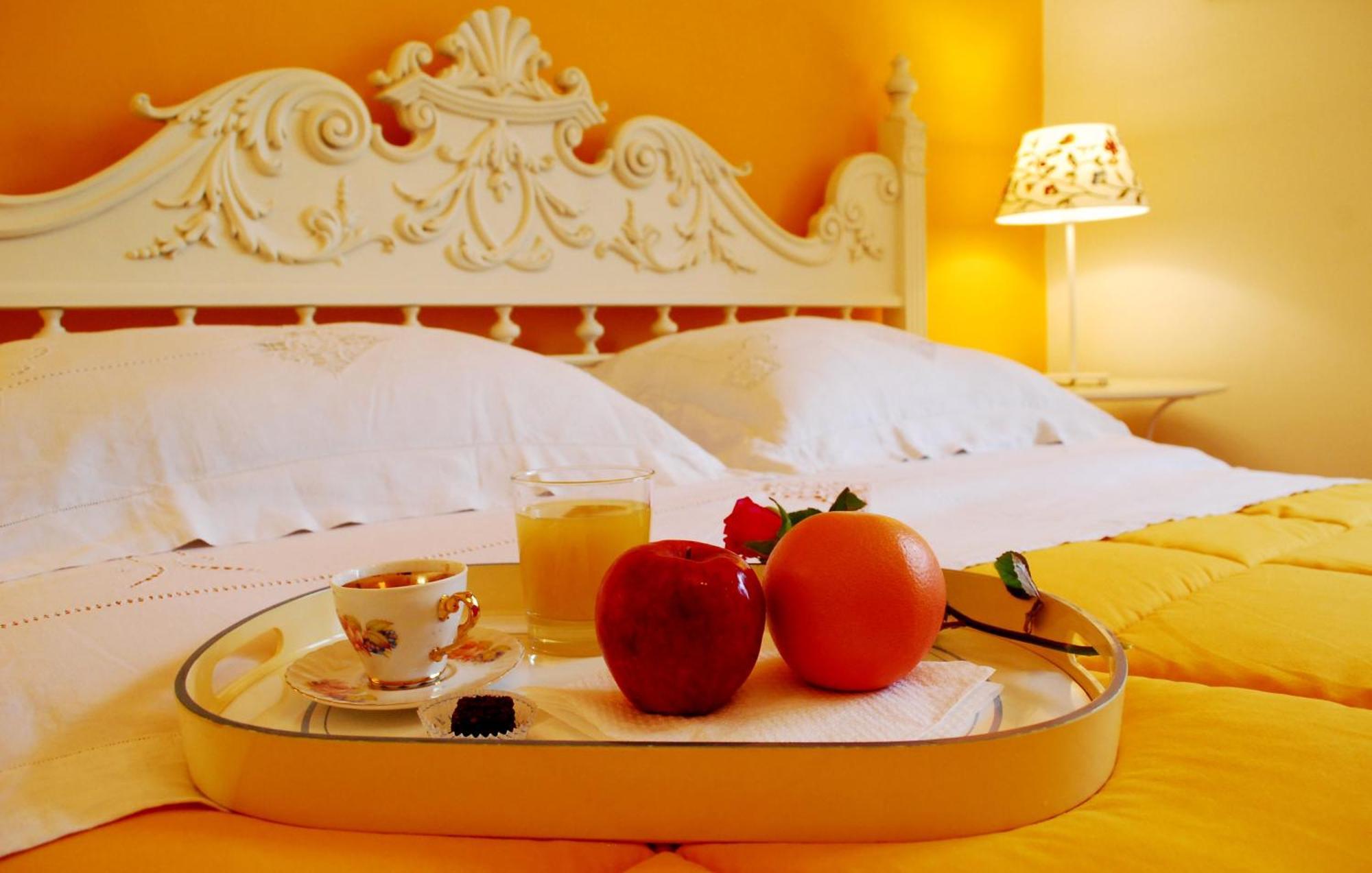 Le Stanze Dei Nonni Bed & Breakfast อาเวลลีโน ห้อง รูปภาพ