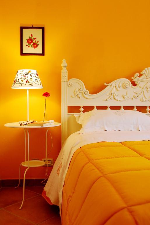 Le Stanze Dei Nonni Bed & Breakfast อาเวลลีโน ห้อง รูปภาพ