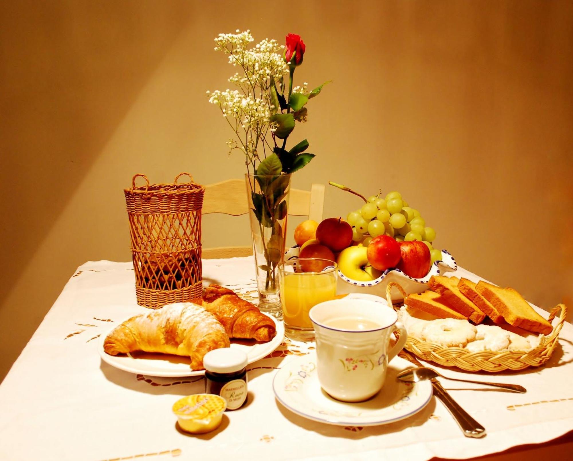 Le Stanze Dei Nonni Bed & Breakfast อาเวลลีโน ภายนอก รูปภาพ